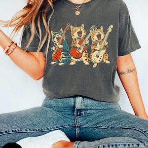 Cats playing guitar t-shirt, Guitar player gift, Guitarist, Rock music shirt, Music lover gifts, Kittens, Cat band shirt, Musician shirt