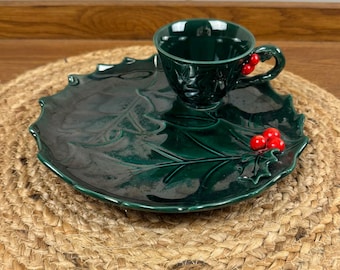 Juego de plato y taza vintage Lefton Holly Berry para aperitivos / Almuerzo navideño de los años 60