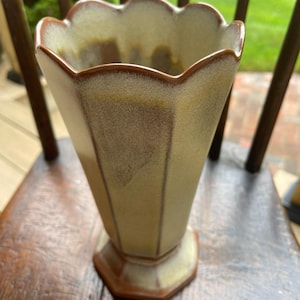 VINTAGE 1950s Tall Vase by Frankoma Pottery Oklahoma Plainsman Lazy Bones Gold