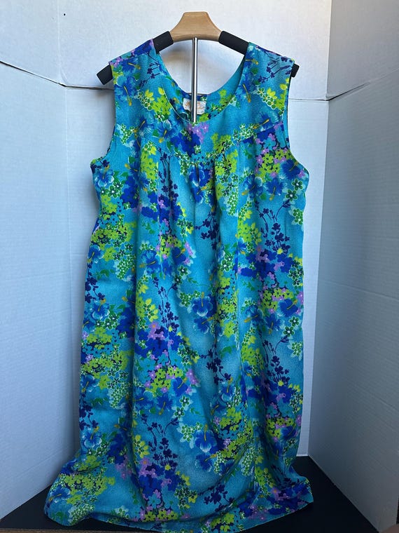 Vintage Ui-Maikai Hawaiian 1960s Dress