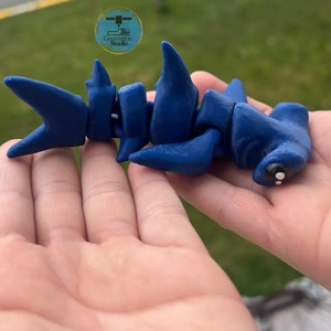 Articulated Shark | 3D Printed Fish | Adult Fidget Toy | Shark Figure | Fidget Toy for Desk | Hammer Head Flexi Shark | Baby Shark Stim Toy