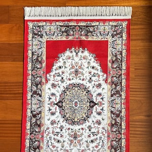 Luxury Prayer Rug: Floral Muslim Prayer Mat, Eid/Ramadan Gift