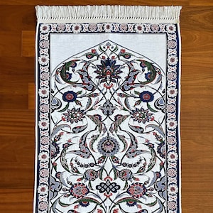 Luxury Floral Prayer Rug: Muslim Prayer Mat, Eid/Ramadan Gift