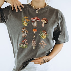 Mushroom shirt, aesthetic magic mushroom shirt, botanical shirt, goblincore shirt, nature lover mushroom tee, fungus shirt, cottagecore