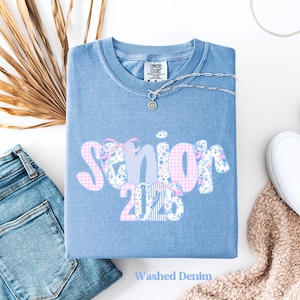 Senior 2026 Shirt, Class of 2026, Grandmillenial Senior 2026 TShirt, Coquette Bow Preppy Floral Senior 2026 Tee, Graduation 2026 Clothes
