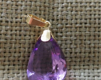 Natural Rose De France Lavender Amethyst Pear Briolette solid 9ct gold pendant