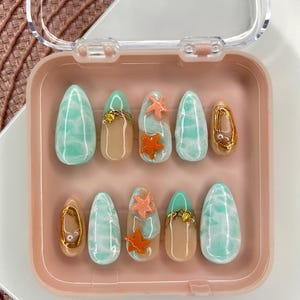 Beachy Press On Nails | Starfish & Seashell Details | Gel Nails | Handmade Nail Set of 10 | Reusable Custom Nails