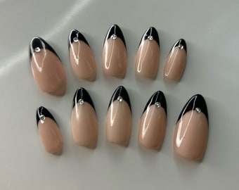 Press on nails - Black French tip with diamanté detail / Set of 10 | Almond nails, going out nails UK