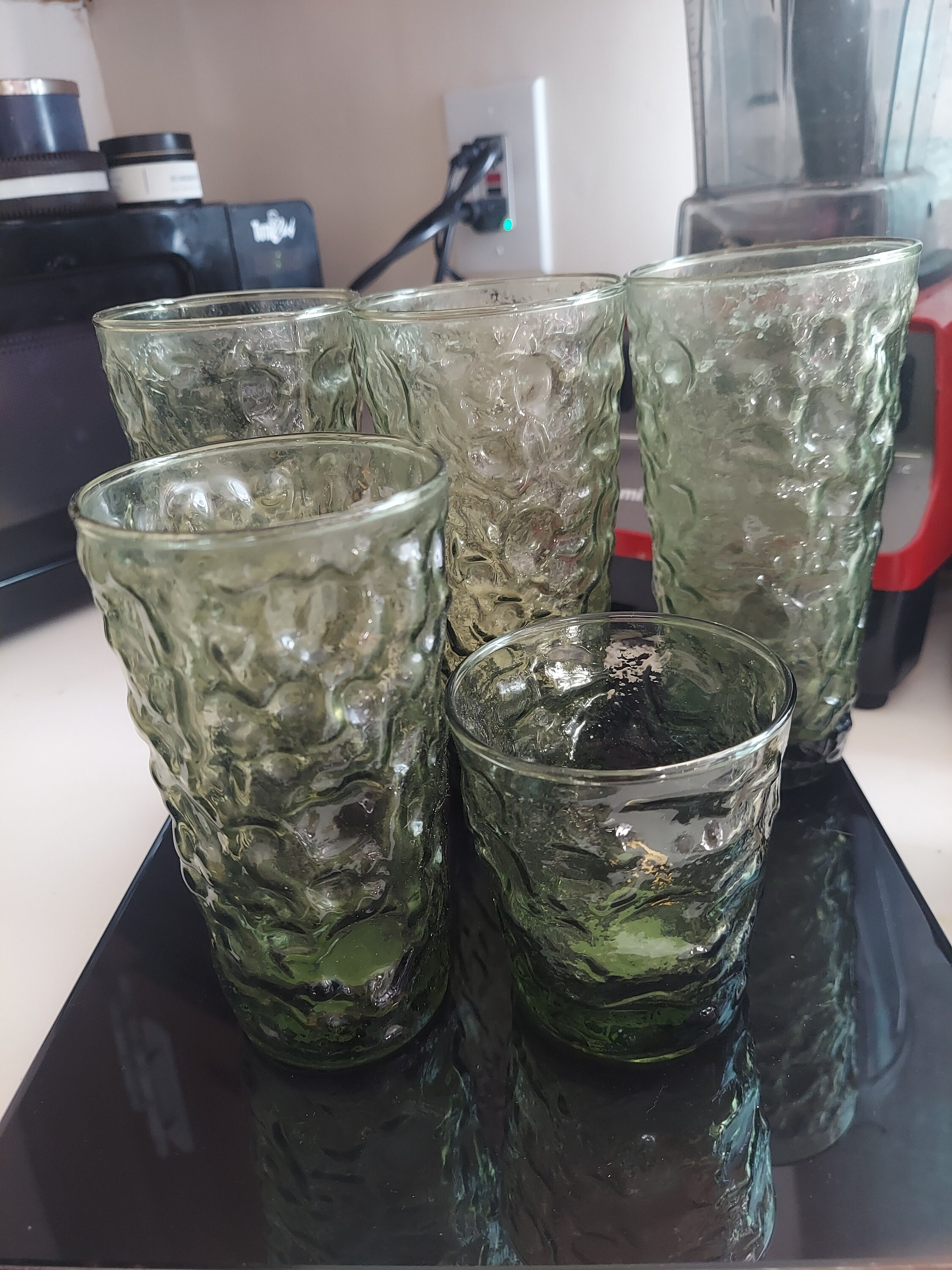 Crinkled Glasses Set