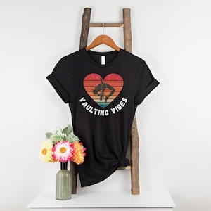 Perfect Christmas Gift for Pole Vaulters: 'Vaulting Vibes' Tee. Perfect for Track & Field Fanatics, Embrace Your Sporty Swag!