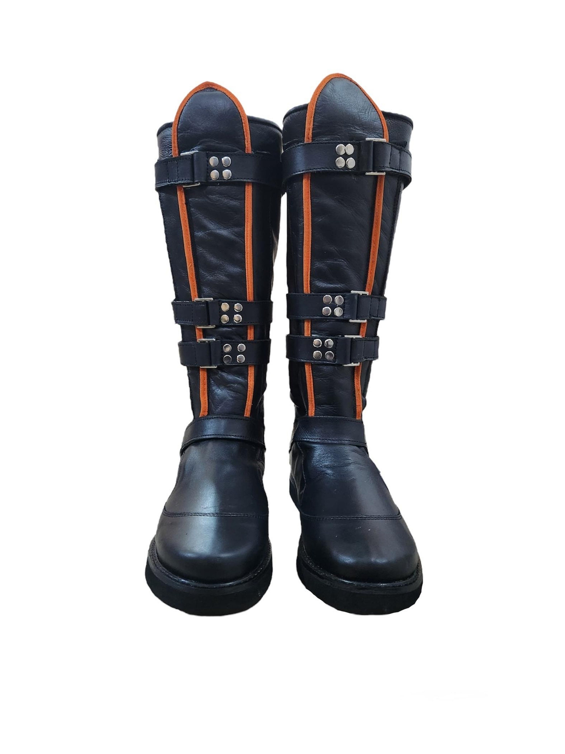 Crockett & Jones x DR Sandhurst - 325 - Vibram Carrarmato