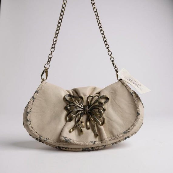 Betsey Johnson Vintage NWT Off-white Leather Bow Clutch Shoulder