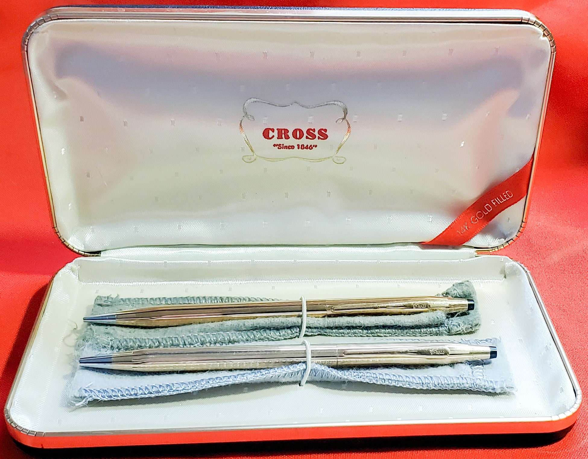 Cross Classic Century 14KT Gold Filled/rolled Gold Pen and Pencil 