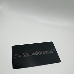 Personalisierte gravierte Edelstahl NFC-Visitenkarte – Nachhaltige digitale Lösung mit QR-Code für Networking und kontaktloses Teilen