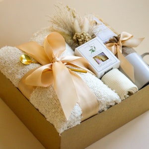 Classy Gift Basket for Women, Gift for Mom, Gift Box with Blanket, Socks, Candle , Self Care Gift Box, Gifts for Her for Any Occasion