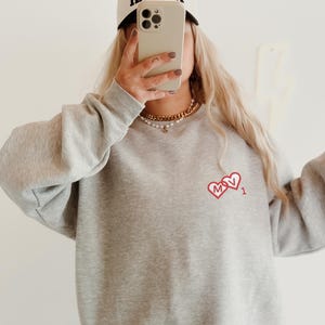 Sudadera de Max Verstappen #1 de F1, merchandising de piloto de Fórmula 1, cuello redondo de Gran Premio, sudadera con capucha de Fórmula 1, regalo para fans de la F1, corazones bordados