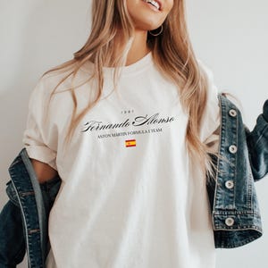 Comfort Color, Fernando Alonso, Aston Martin, Timeless Design, Driver&#39;s Flag, T-shirt, Formula 1 Driver, Graphic Shirt, F1 Aesthetic, Racing