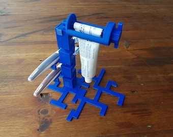 Dispenser e porta dentifricio dal design unico