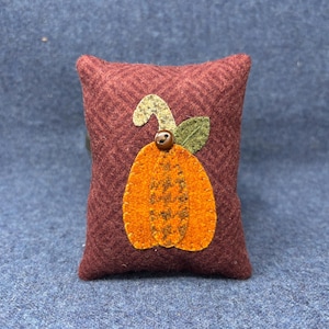 Kit; fun fall pumpkin bowl filler wool applique kit pattern penny rug wool felt folk art