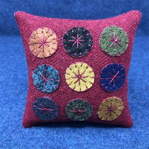 Kit; fun and simpe wool penny pincushion/bowl filler/wool applique pattern