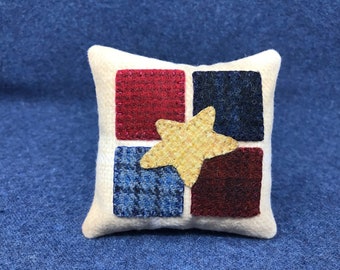 Kit; fun patriotic bowl fillers wool applique kit wool felt pattern penny rug