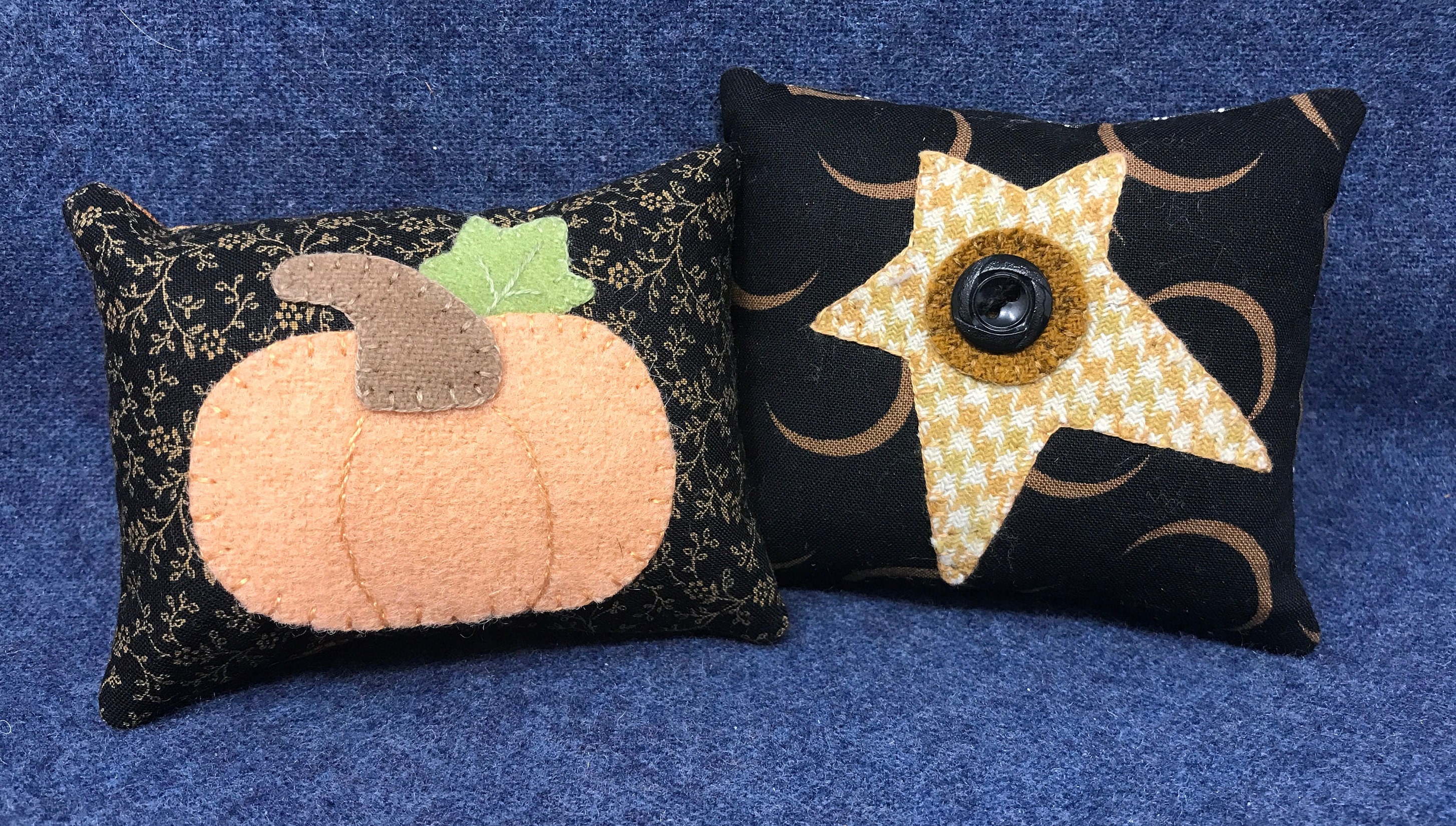 Bucilla Must Be Santa Advent Felt Applique Calendar Kit