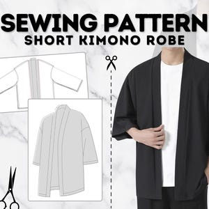 Op de afbeelding: Een naaipatroon voor een korte kimono-robe. De afbeelding toont een zwarte kimono-robe, een diagram van het patroon van de robe en een schaar. De tekst "SEWING PATTERN SHORT KIMONO ROBE" staat bovenaan de afbeelding.