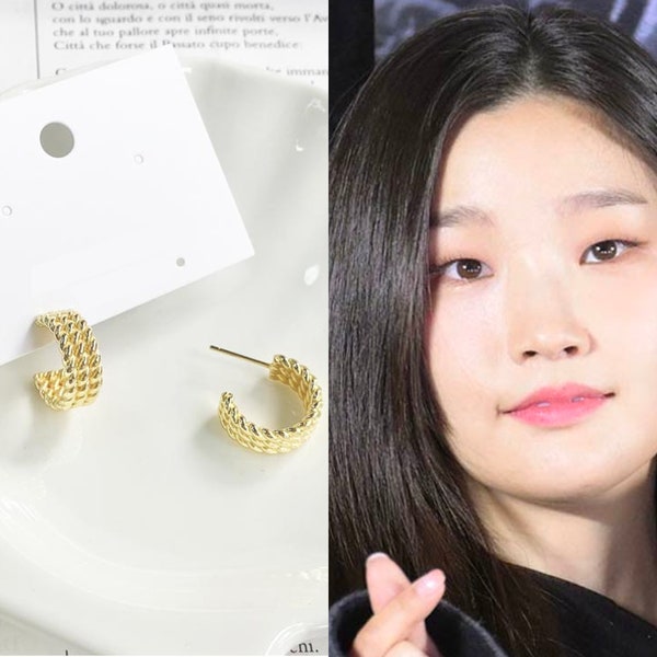 C Hoop/Shape Korean Celebrity-Inspired Style 925 Silver Needle 14K Gold Plated Design Earring 1.2 x 0.6 CM For Everyday or Formal Wear.