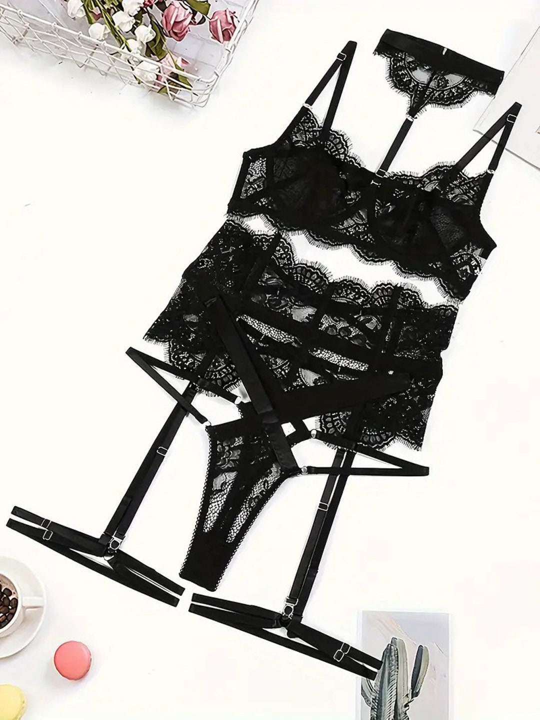 Delicate Border Lace Lingerie Set main image 1