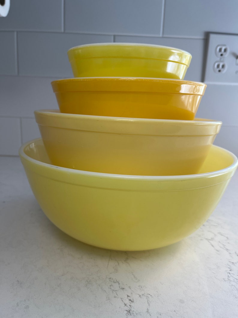 Vintage Pyrex Rare Citrus Nesting Bowls Set - Etsy
