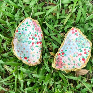 Strawberry Fields Forever Oyster Ring Dish, Oyster Shell Accessories, Oyster Jewelry Holder, Coastal Gifts, Engagement Ring Dish