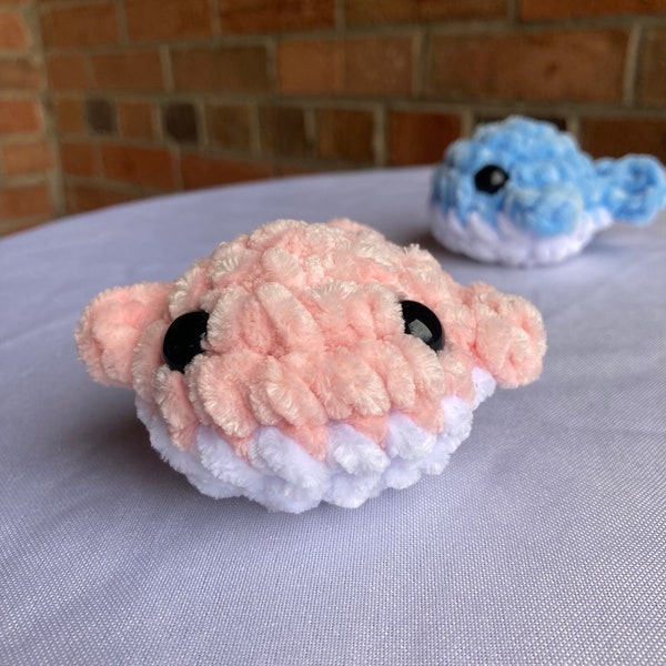 Mini crochet whale