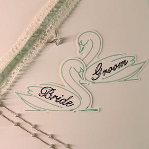 Swan Wedding Placecards, Customizable color, Seating Cards, Table Cards, Personalized
