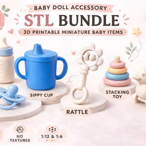 Puede incluir: Un conjunto de artículos de bebé en miniatura imprimibles en 3D, que incluyen un biberón, una taza con boquilla, un chupete, un sonajero, un juguete apilable y un patito de juguete. Los artículos son de colores pastel y están diseñados para muñecas. Incluye el texto "STL BUNDLE".