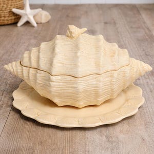 Vintage Ceramic Conch Shell Soup Tureen with Platter Set, Nautical Coastal Grandmother Decor, Sea Shell Majolica Lidded Serving Dish Gift