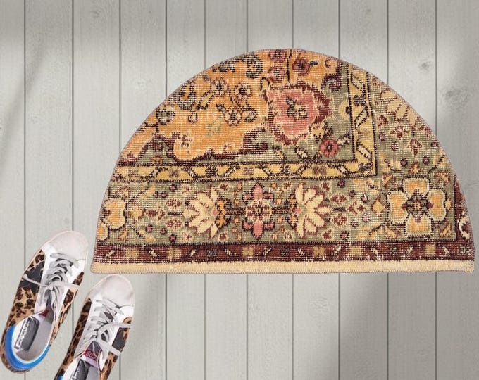 Vintage Turkish Isparta Semicircle Rug 1.5x2.5 ft | Gold Wool Half Round Doormat | Handmade Anatolian Entry Rug