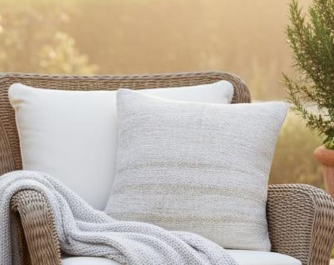 Handmade Hemp Cushion Cover: Rustic Eco-Friendly Pillow Case (40x40 cm)