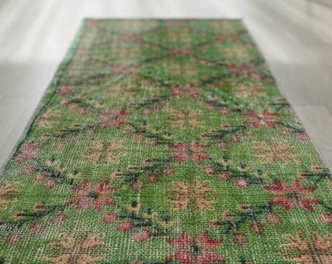 62x156 cm (2x5.1 ft) Green Red Black Wool Runner Rug – Turkish Handwoven Vintage Corridor Carpet, Long Hallway Kilim