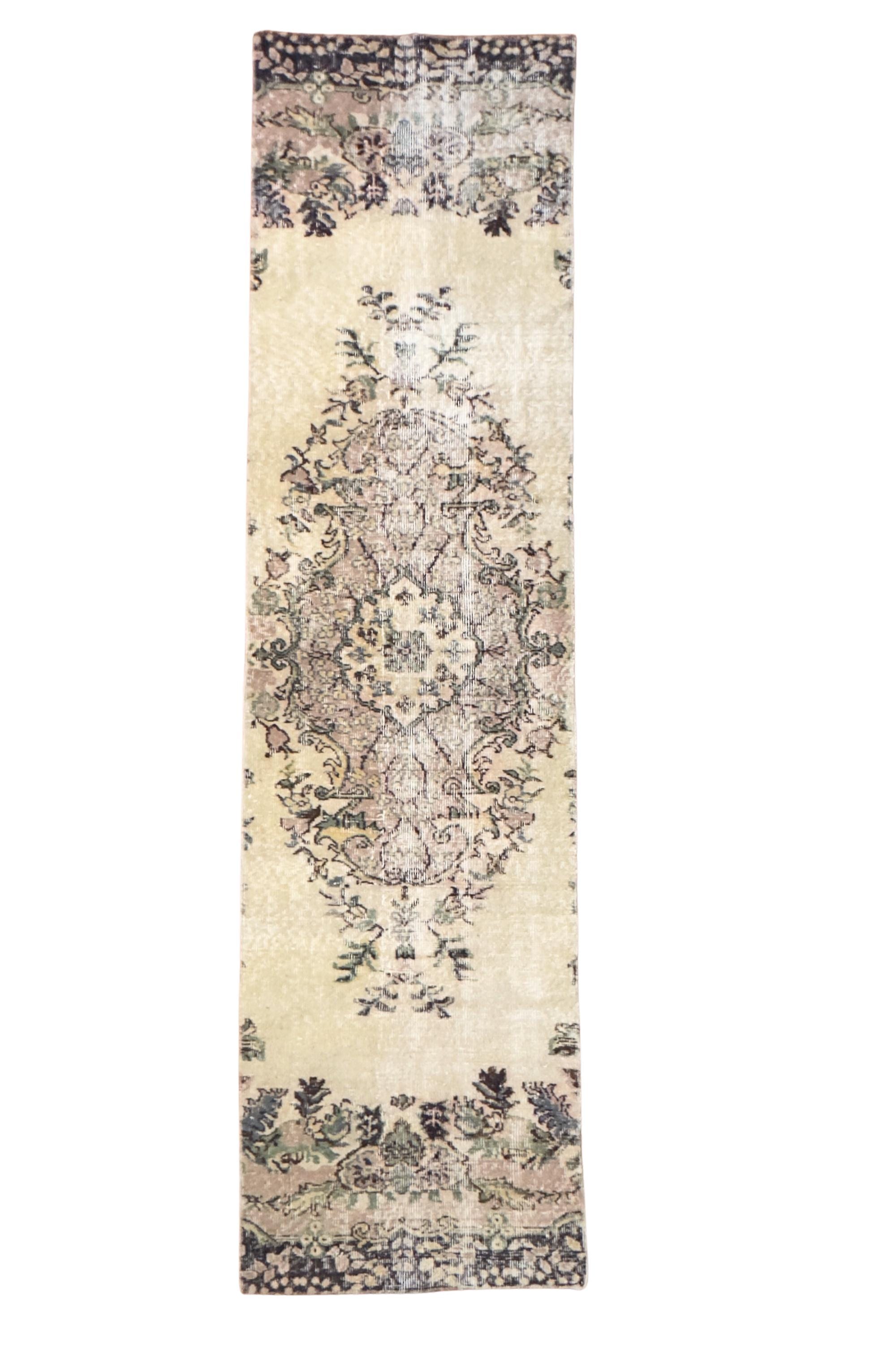 Vintage Turkish Isparta Runner Rug, Hand-Knotted Wool Medallion, Faded Ivory Navy, 75x285 cm – view 5