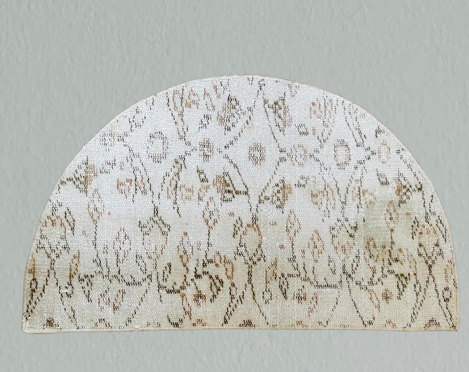 Vintage Floral Wool Semicircle Rug: Handmade Turkish Doormat (2x4 ft)