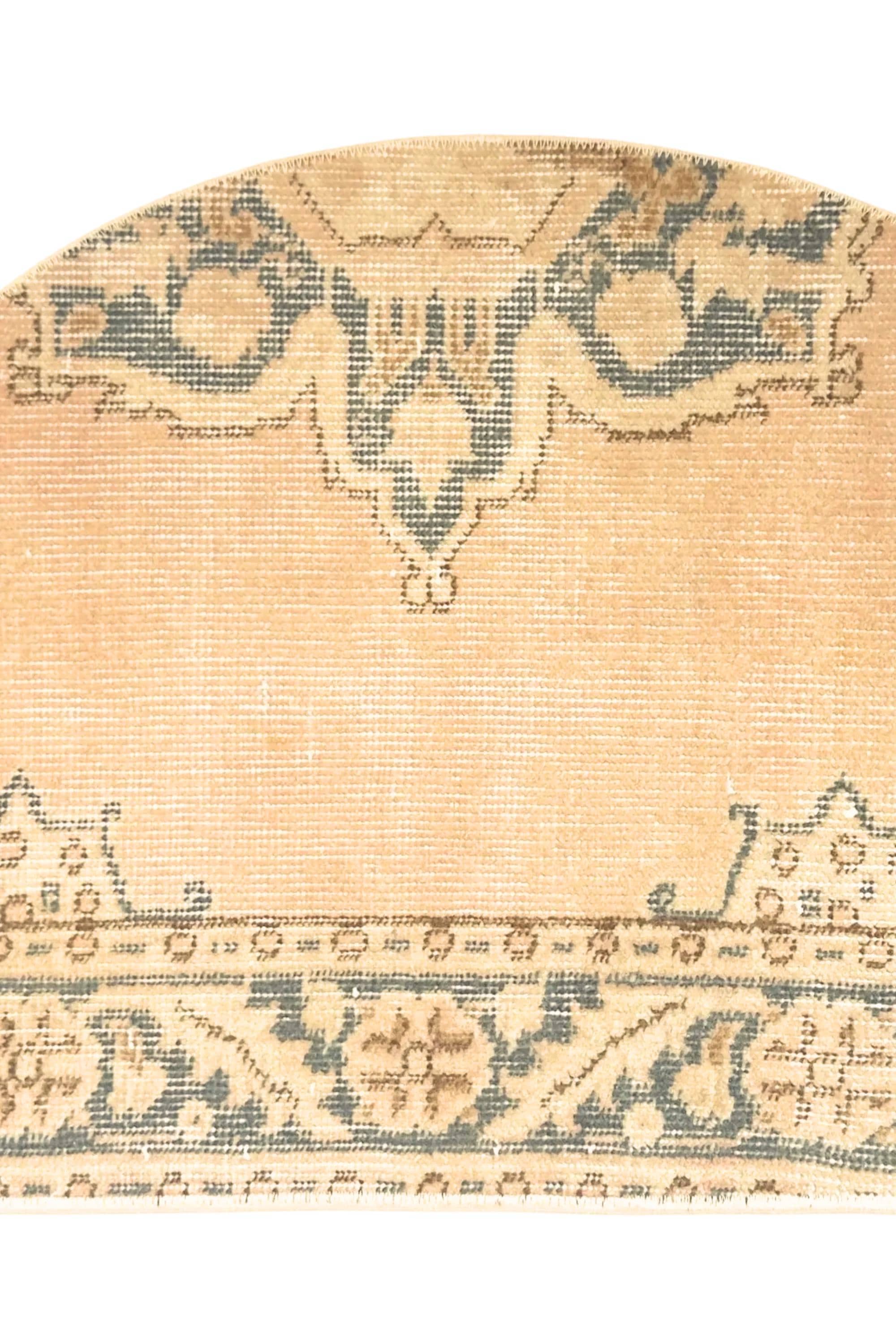 Vintage Turkish Semicircle Rug, Handwoven Wool Medallion, Peach Apricot Teal, 1.6x2.75 ft – view 9