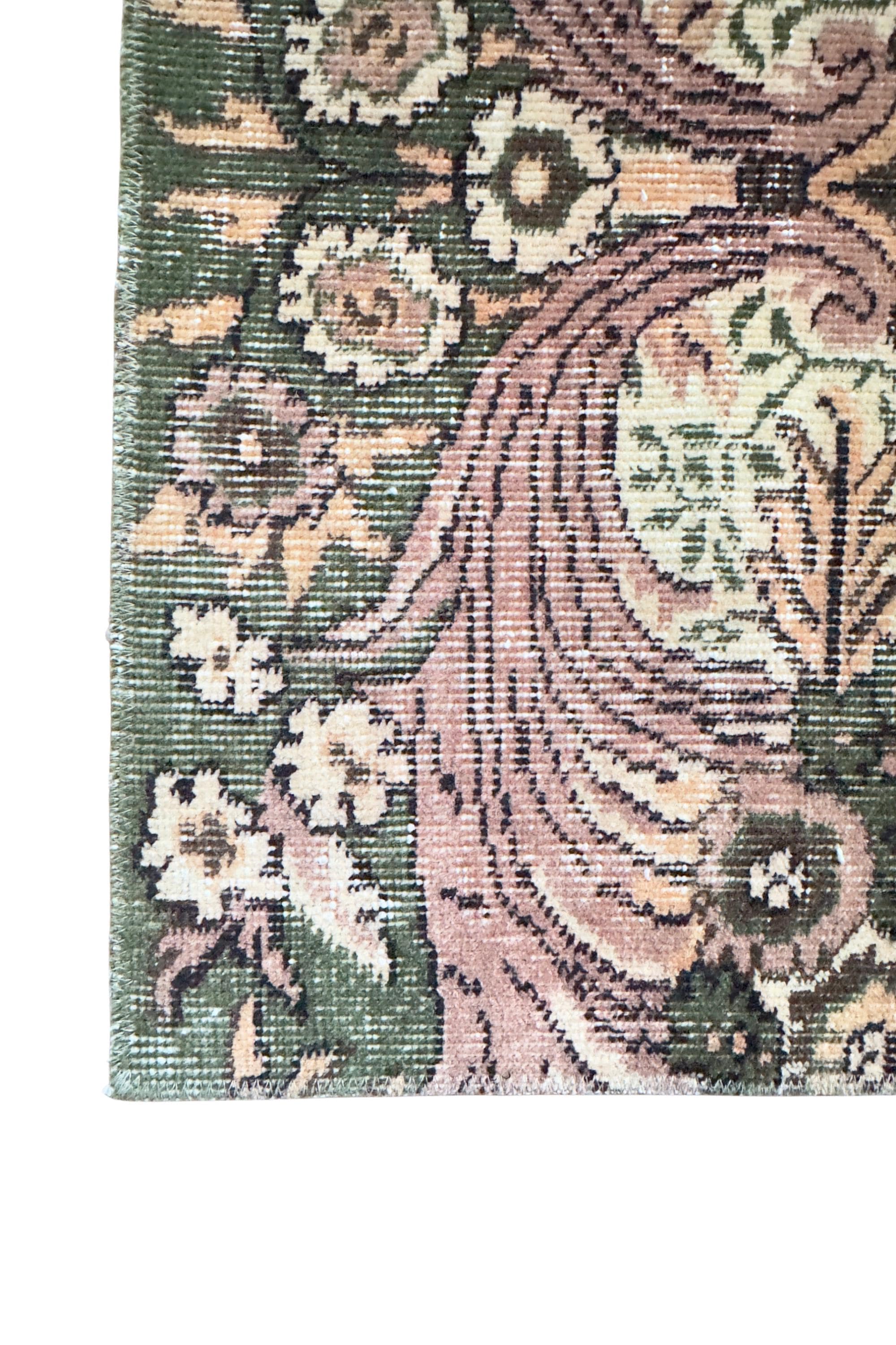 Vintage Turkish Isparta Runner Rug, Hand-Knotted Wool Medallion, Faded Sage Mauve, 78x247 cm – view 11