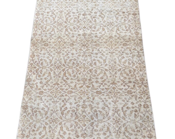 Vintage Hand-Knotted Wool Area Rug, Distressed White Ivory Scrolling Vine Trellis Carpet, 3x6.3 ft