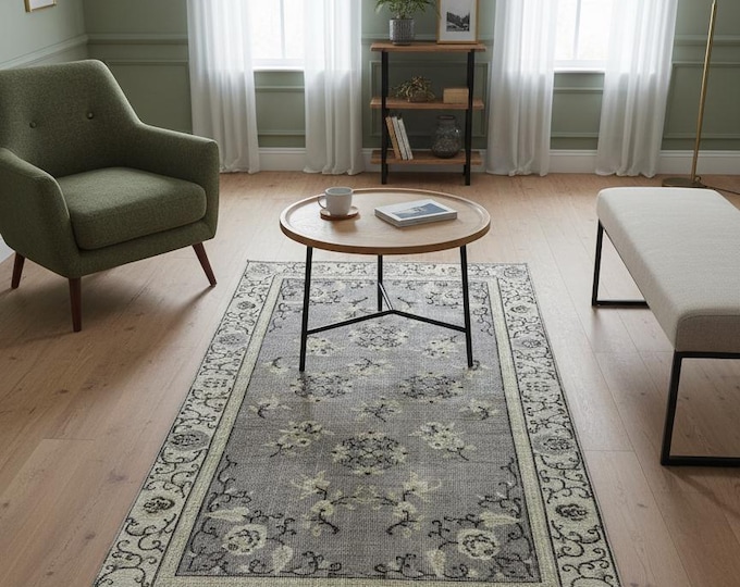 Vintage Turkish Isparta Rug 113x210 cm – Hand Knotted Gray Wool Carpet