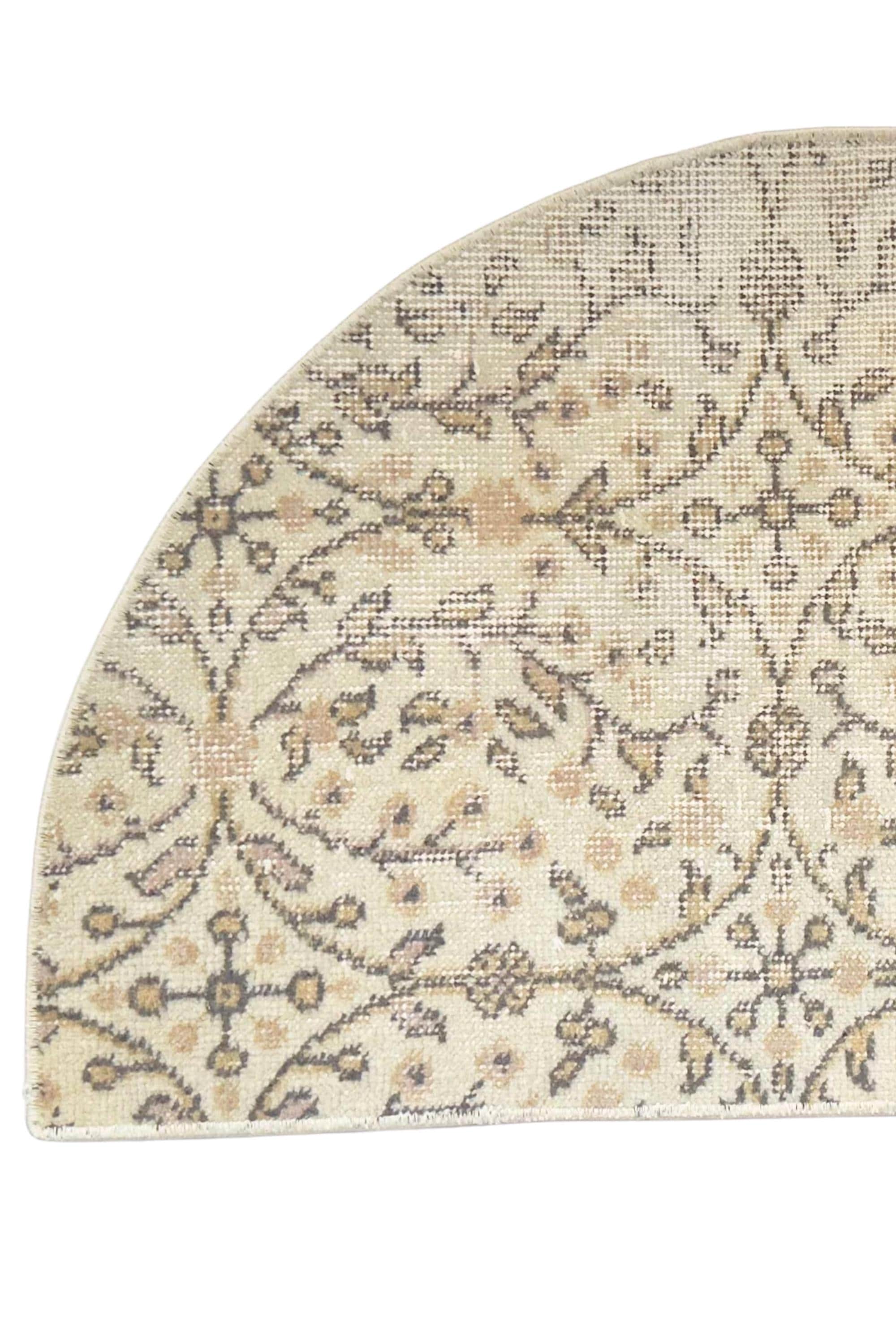 Vintage Turkish Semicircle Rug, Handwoven Wool Floral, Ivory Taupe Gray Neutral, 1.6x2.77 ft – view 5