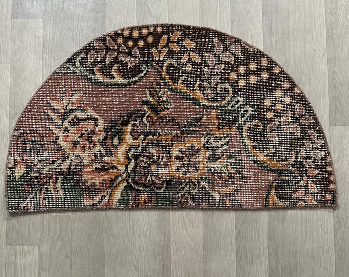 Floral Vintage Wool Semicircle Rug: Handmade Turkish Oushak Doormat