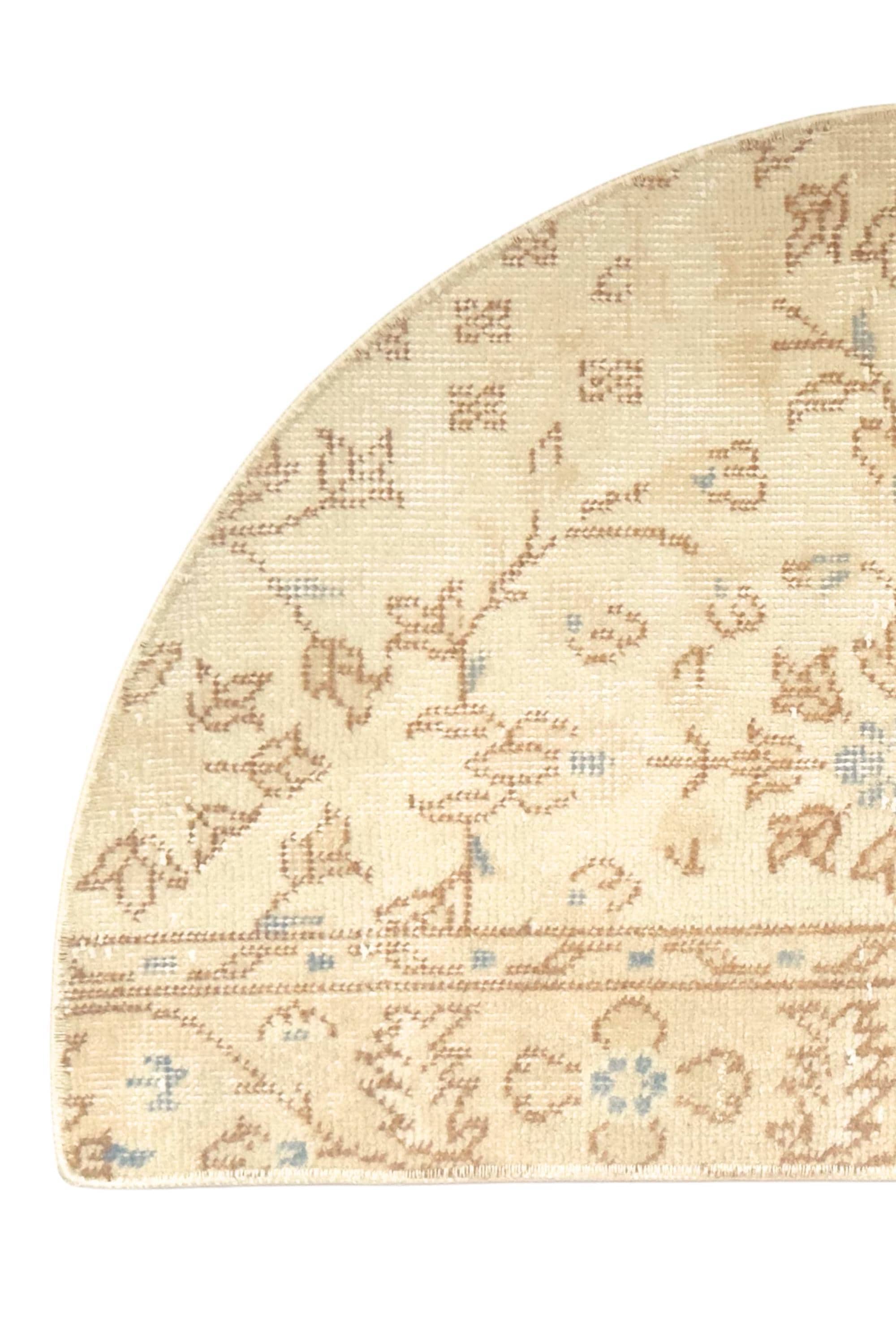 Vintage Turkish Semicircle Rug, Handwoven Wool Floral, Ivory Cream Taupe, 1.6x2.7 ft Half Moon – view 7