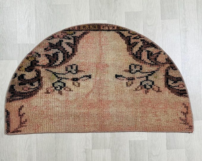 Handmade Wool Semicircle Rug: Vintage Turkish Doormat (2x3 ft)