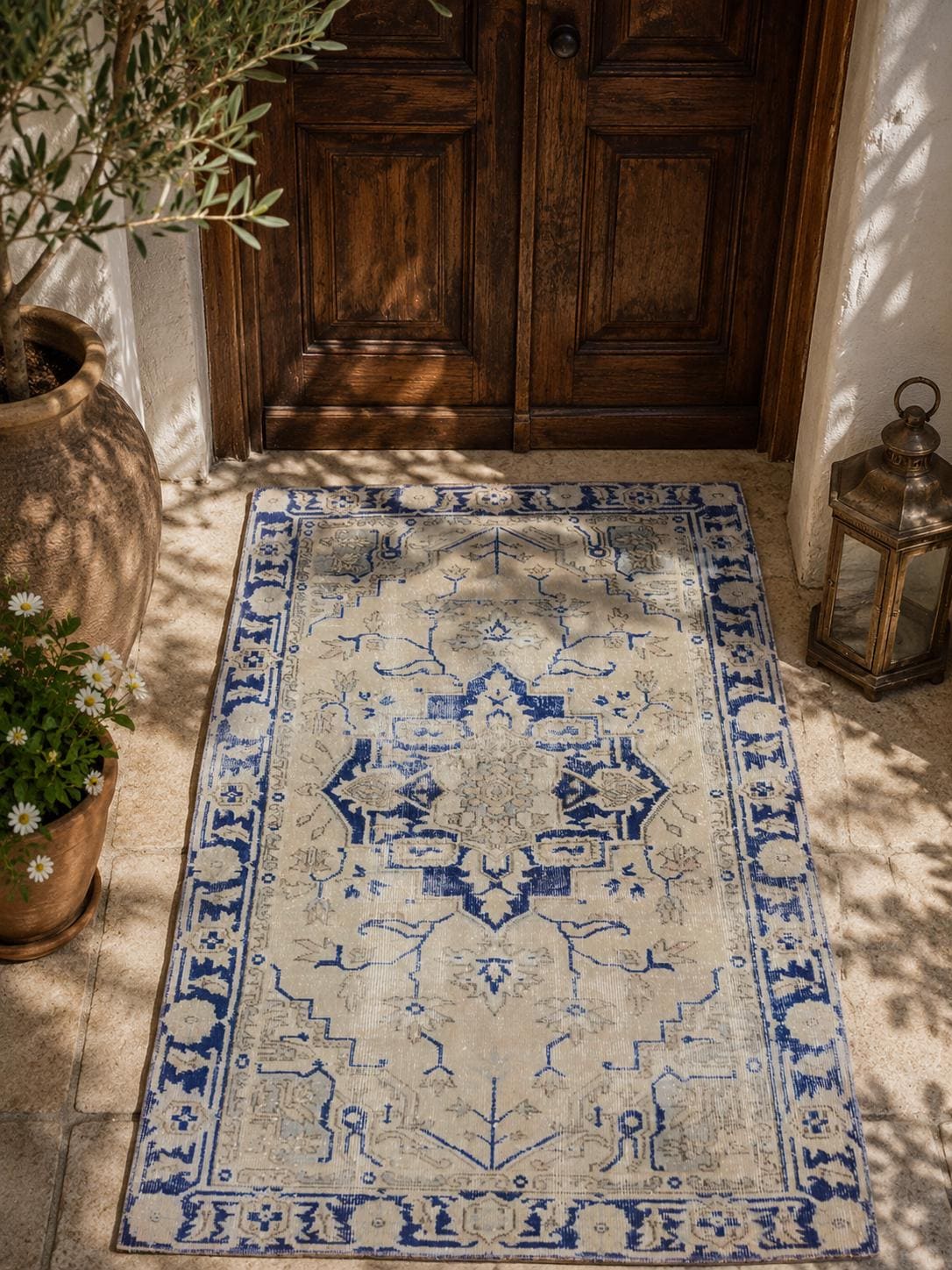 Vintage Turkish Area Rug, 3.6x6.3 ft, Faded Navy Ivory, Stepped Medallion – view 3