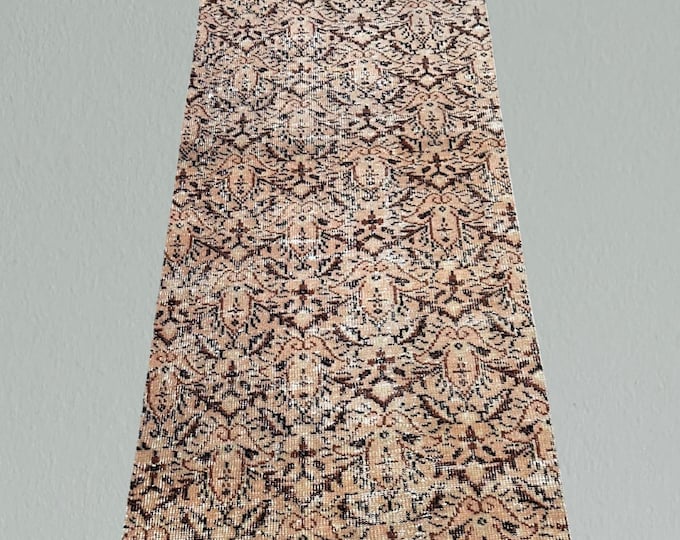 Vintage Turkish Runner Rug: 3x9 Beige Wool Hallway Rug